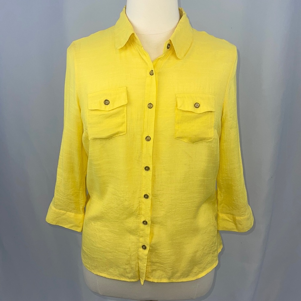 Unique Spectrum button down, roll tab 3/4 sleeve, hi to low hem top - XL